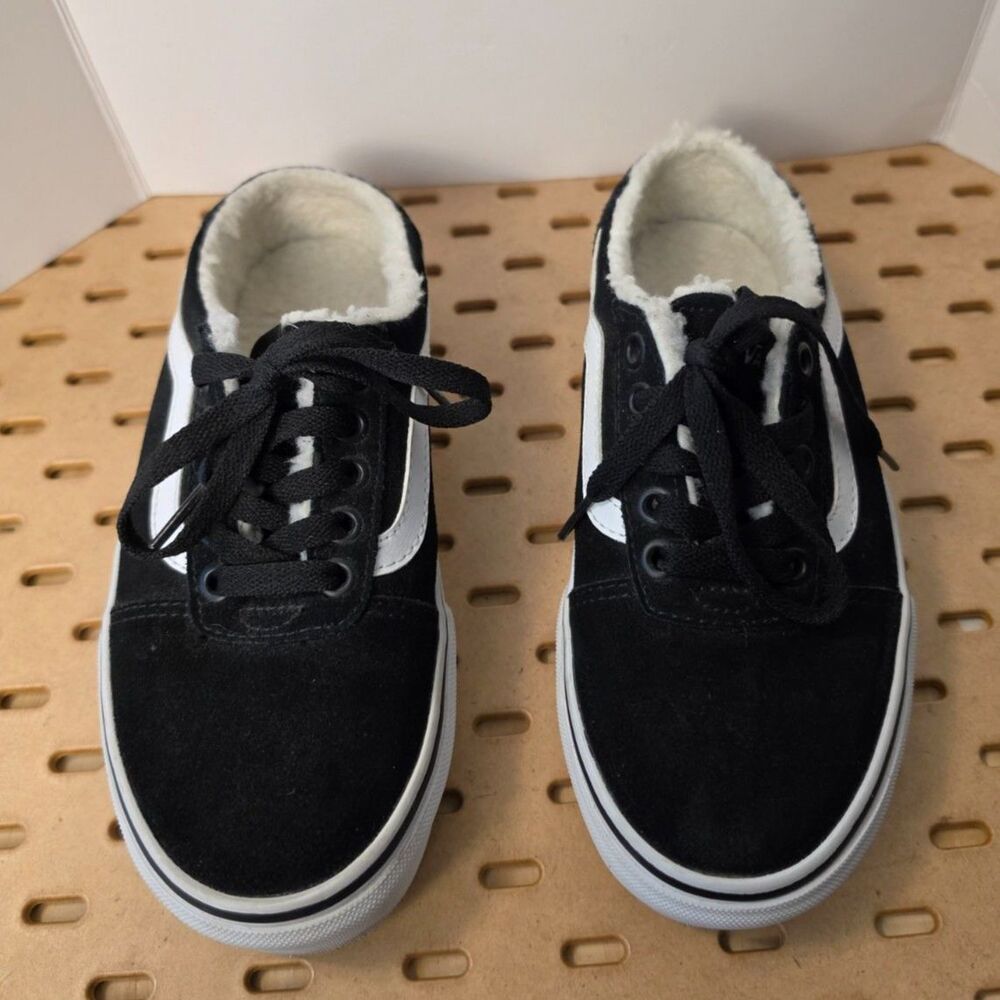 Vans Old Skool Sherpa Fleece Lined Black White Canvas Sneakers Womens Size 6